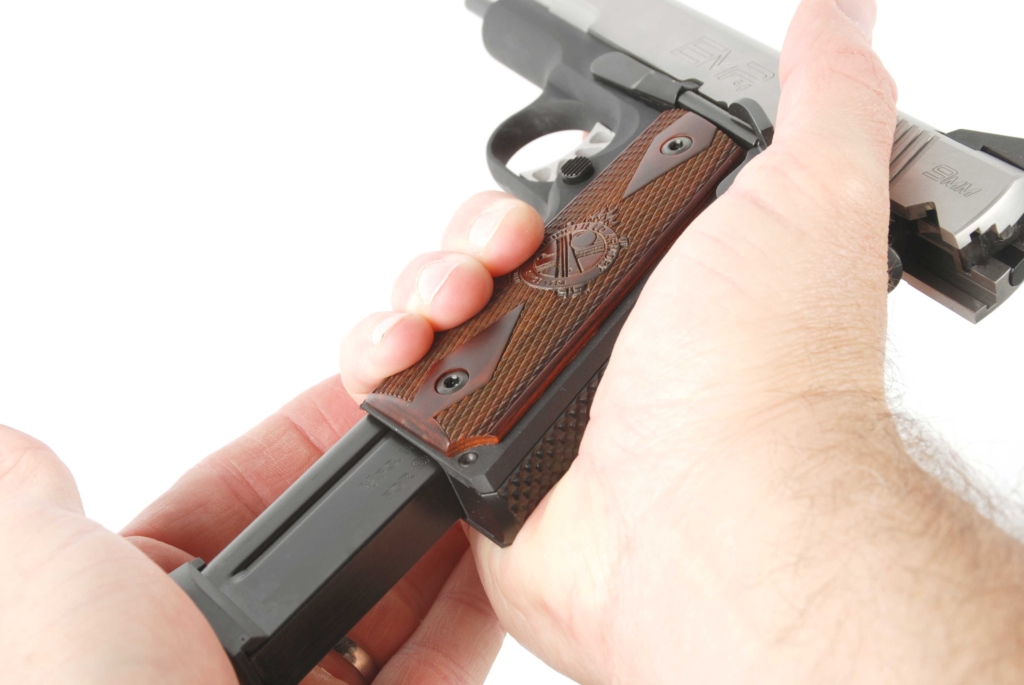 Conceal carry 9mm pistol